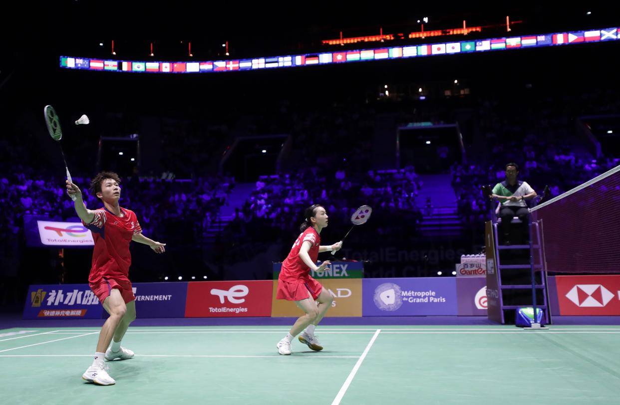 这是衡量球 这是衡量球