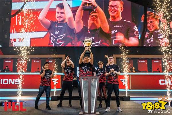 行的乒乓球 行的乒乓球